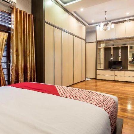Oyo 619 Naufal Guest House Syariah Medan Exterior photo